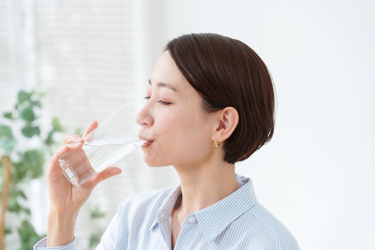 drinking sufficient water may help reduce the risk of recurrent urinary tract infections.